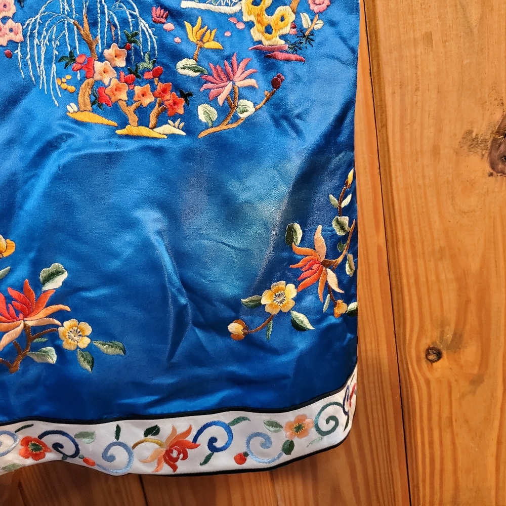 Blue Embroidered Satin Top with Floral Motif - Picture 15 of 16